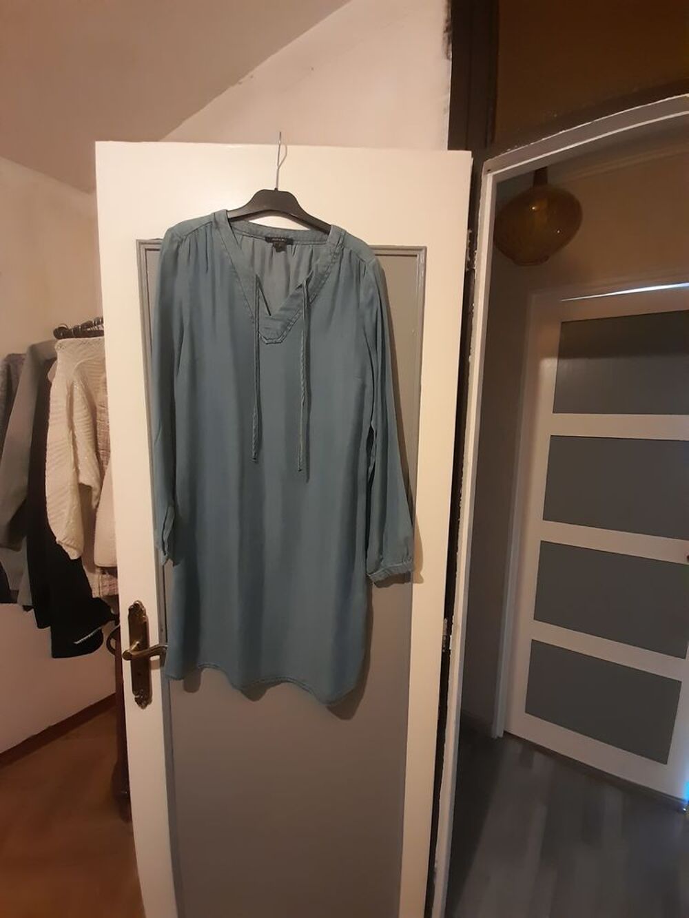 Lot de v&ecirc;tements +- 80 pieces Vêtements