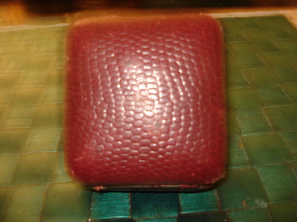 R&eacute;veil de voyage Lancel deco vintage 