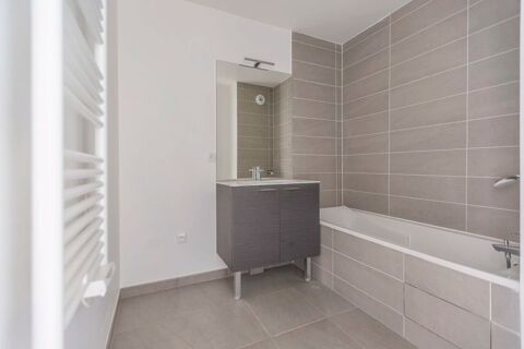  Appartement  louer 4 pices 94 m Saint-denis