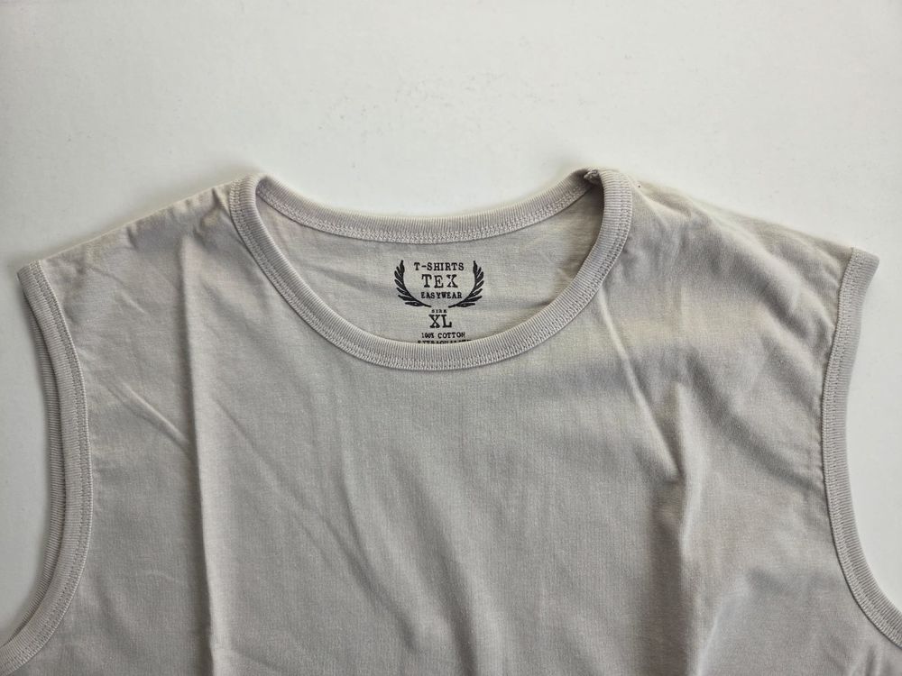 ? D&eacute;bardeur beige homme ? Taille L ? Neuf jamais port&eacute; Vêtements