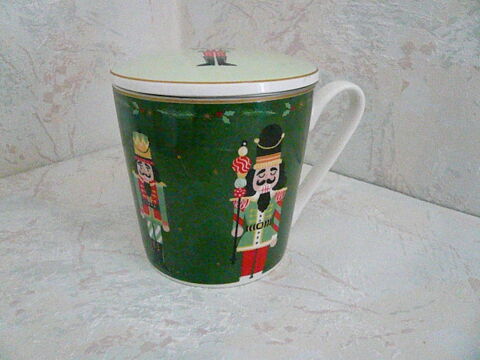 Tasse à thé avec infuseur Amadeus 15 Franqueville-Saint-Pierre (76)