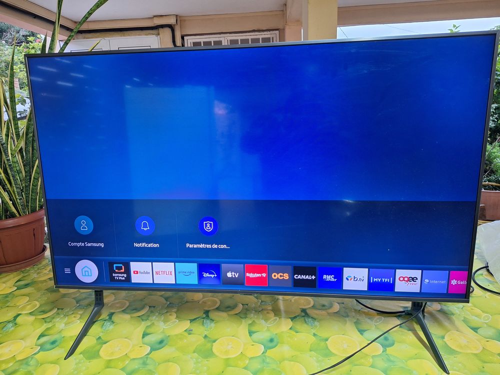 Ecran TV Samsung 4k 125 cm 250 euros Photos/Video/TV