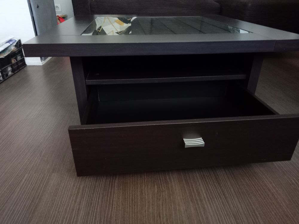 Table basse carr&eacute;e Meubles