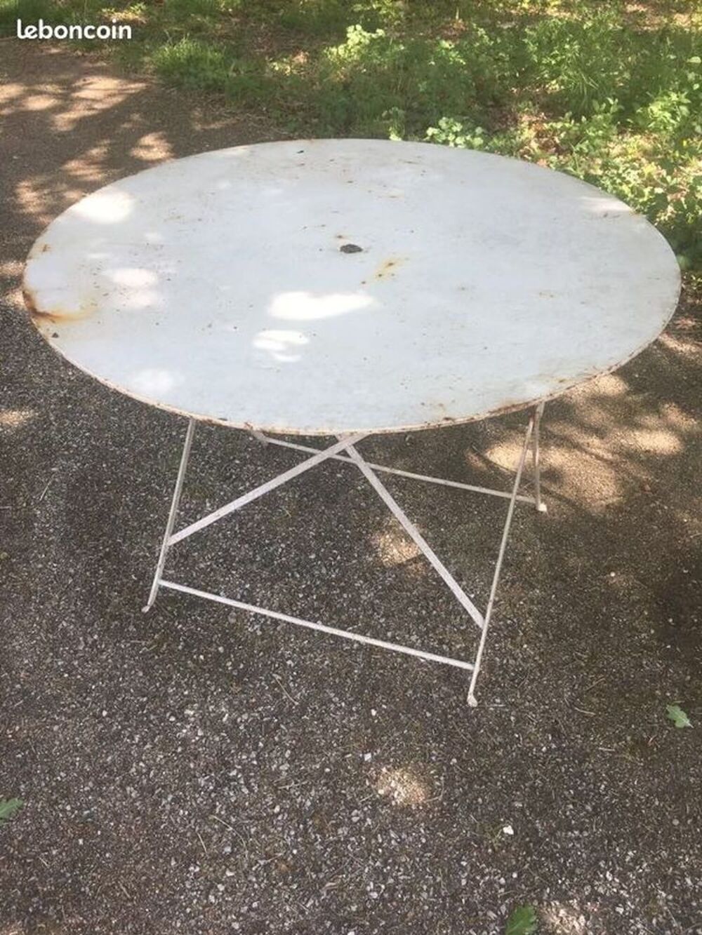 Table en fer forg&eacute; de jardin,terrasse
Meubles