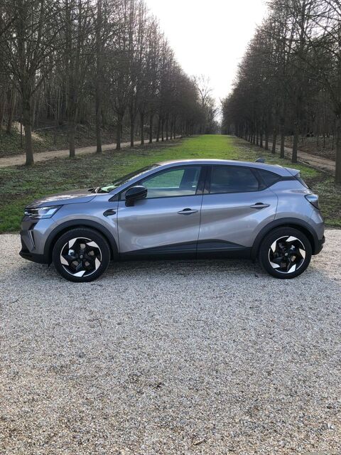 Renault Captur E-Tech full hybrid 160 ch Techno 2025 occasion Boulogne-Billancourt 92100