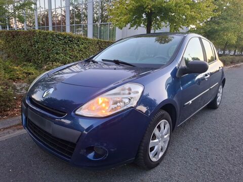 Renault Clio III dCi 70 115g eco2 Dynamique TomTom 2010 occasion Valenciennes 59300