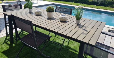 Table de repas extrieur et 4 chaises 300 Cranves-Sales (74)