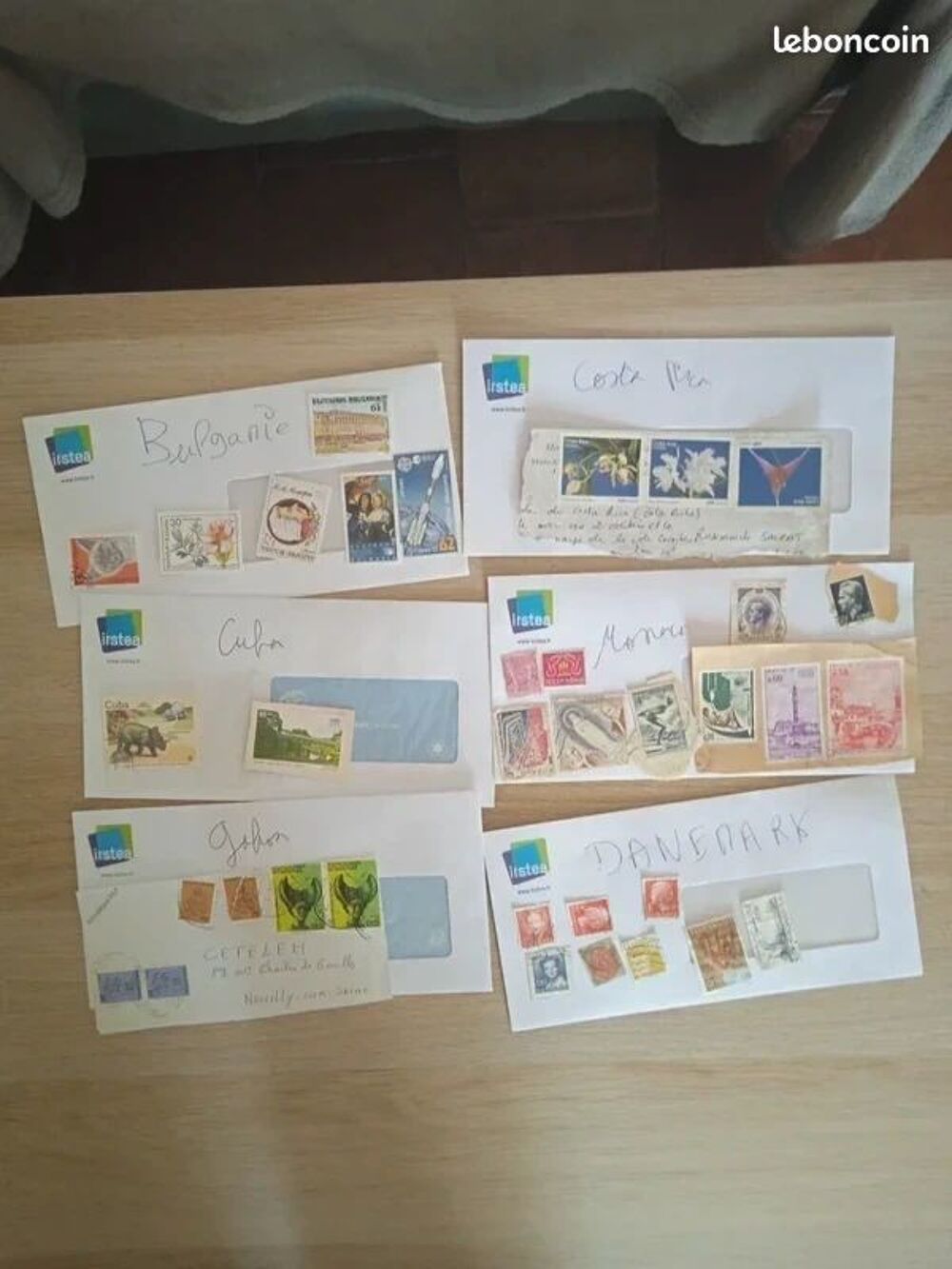 Lot de timbres de 80 pays 