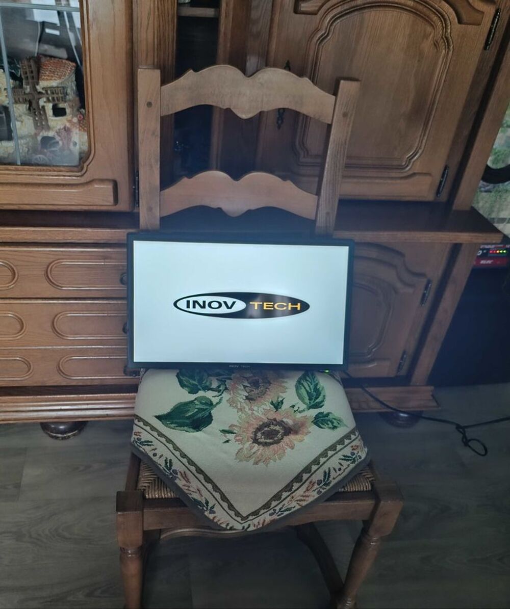 t&eacute;l&eacute;viseur avec lecteur DVD Photos/Video/TV