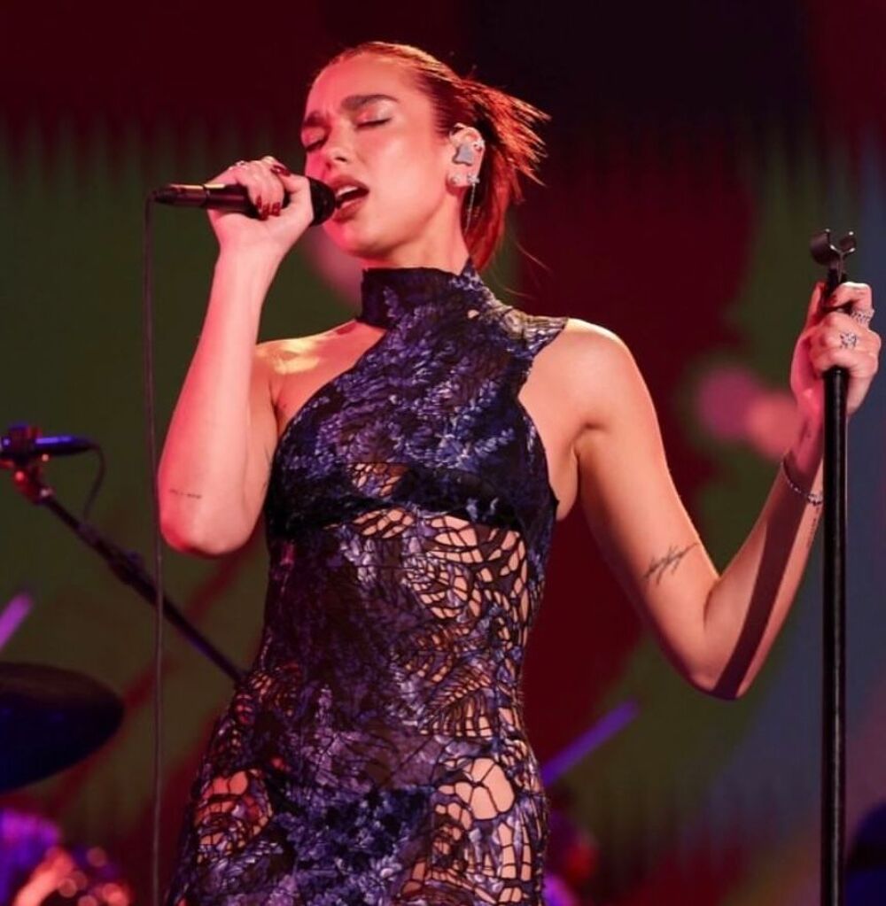 Dua Lipa Nimes Carr&eacute; Or Billetterie