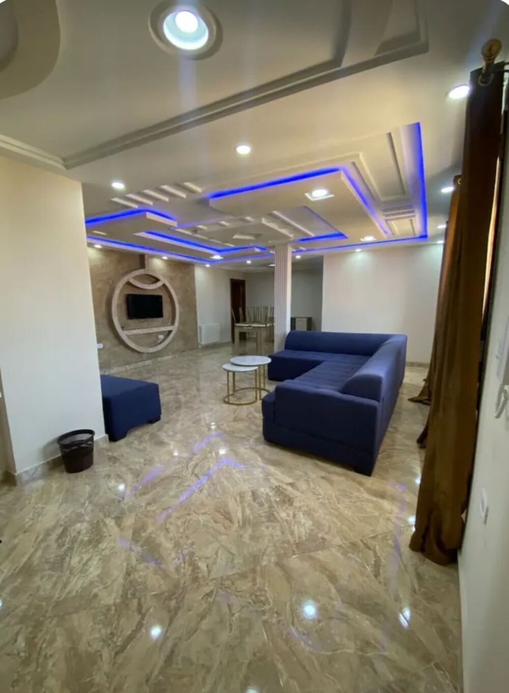 Vente Maison MAGNIFIQUE VILLA 3 ETAGES. Soliman plage (Tunisie)
