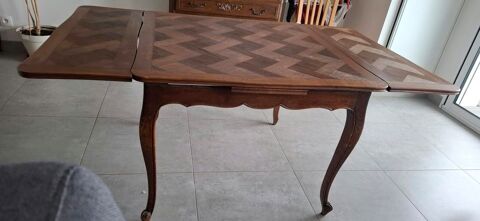 Table ancienne en bois ? style Louis XV ? extensible 200 Paris (35)