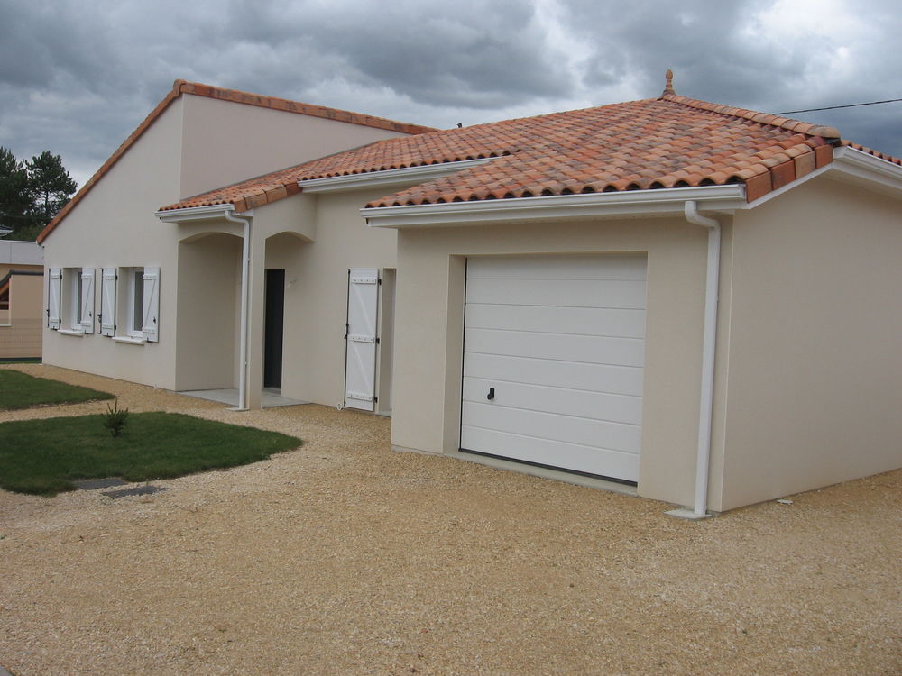 Location Maison Maison 4 pièces centre ville de Buxerolles Buxerolles