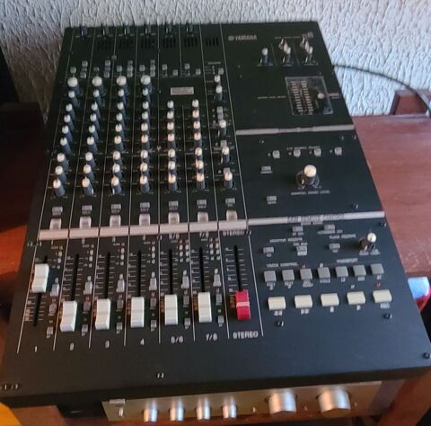 vd Table de mixage YAMAHA N8 260 Gap (05)