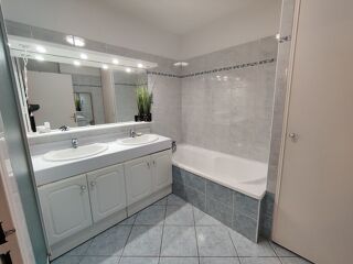  Appartement � vendre 4 pi�ces 89 m�