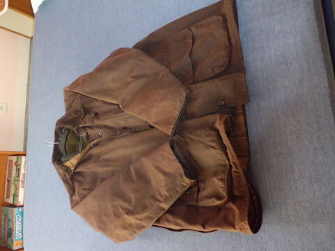 veste   en  cuir huil�e doubl�e beaufort Barbour
240 Tr�dion (56)