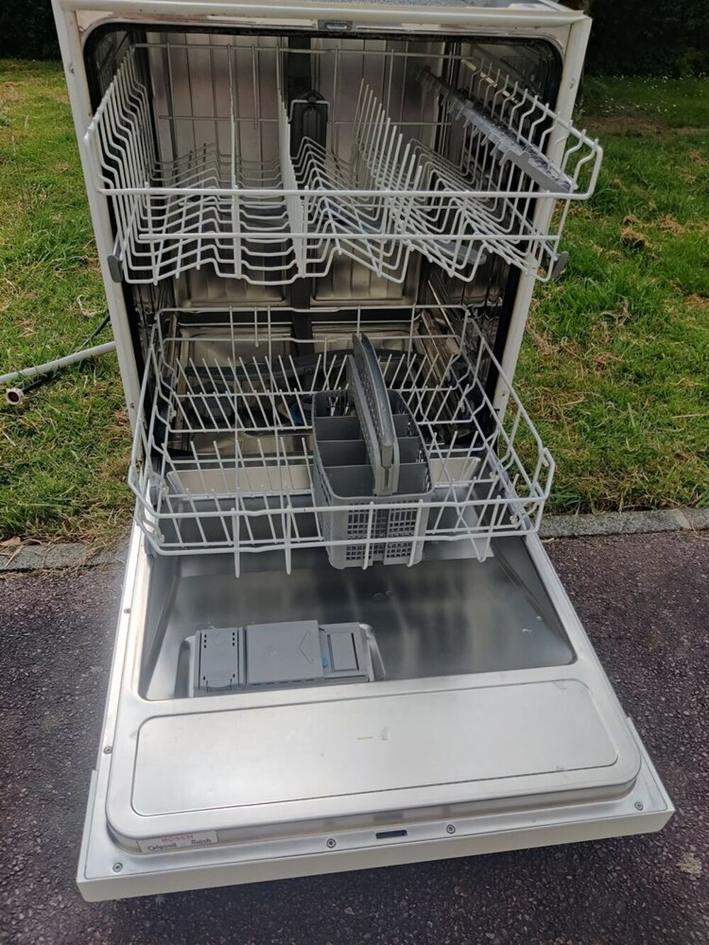 Lave-vaisselle Bosch 60 cm en panne, pi&egrave;ces ou r&eacute;paration Electroménager