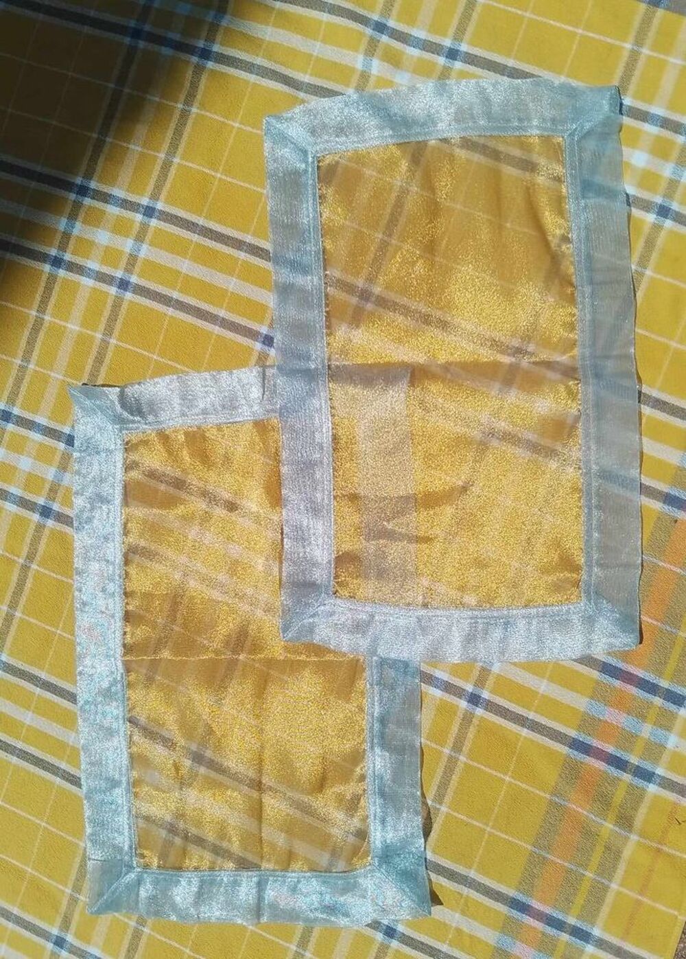 Lot de 2 Napperons de 47 x 29 cm - Mod&egrave;le Vintage Décoration