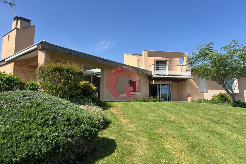 Maison 6 pièces 175 m² · à Bouloc · 175 m² · 520 000 €