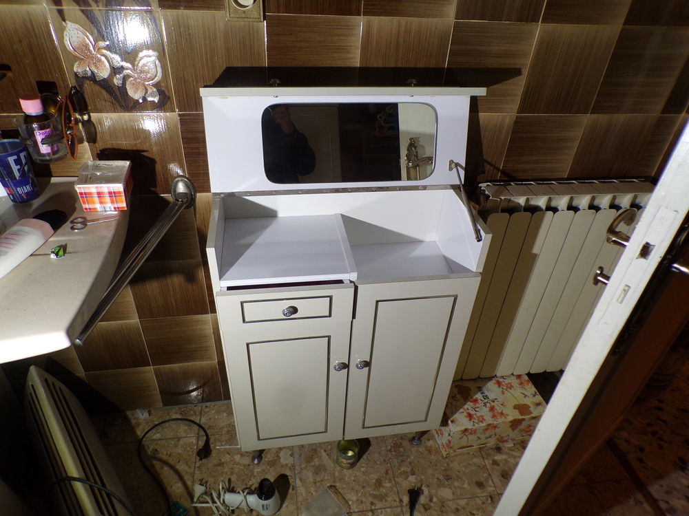 3 Meubles salle de bain Meubles
