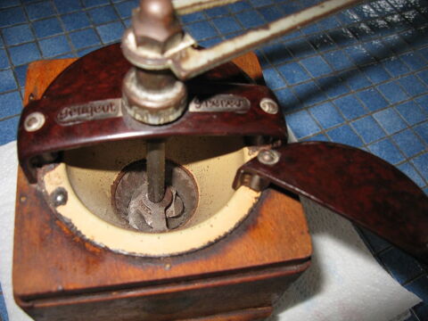 ANCIEN MOULIN A CAFE 30 �taples (62)