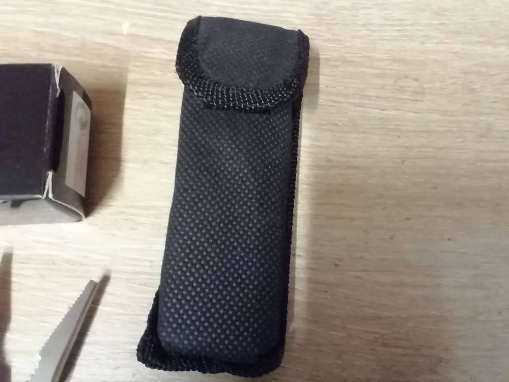 Pince multifonction neuve pour offrir Bricolage