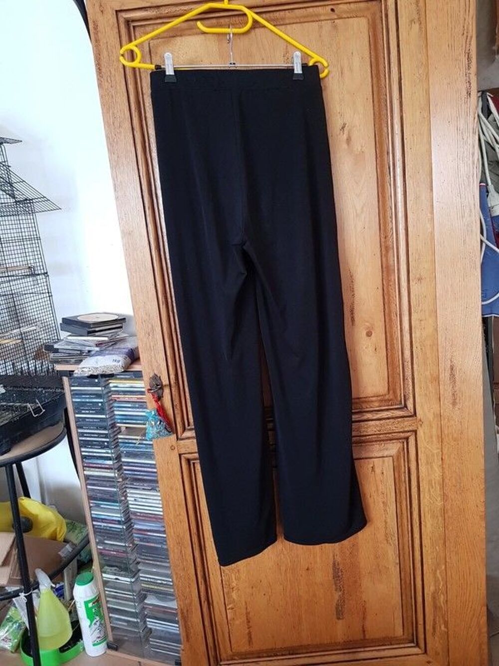 Pantalon fluide noir tres bon etat marque un extenso taille Vêtements