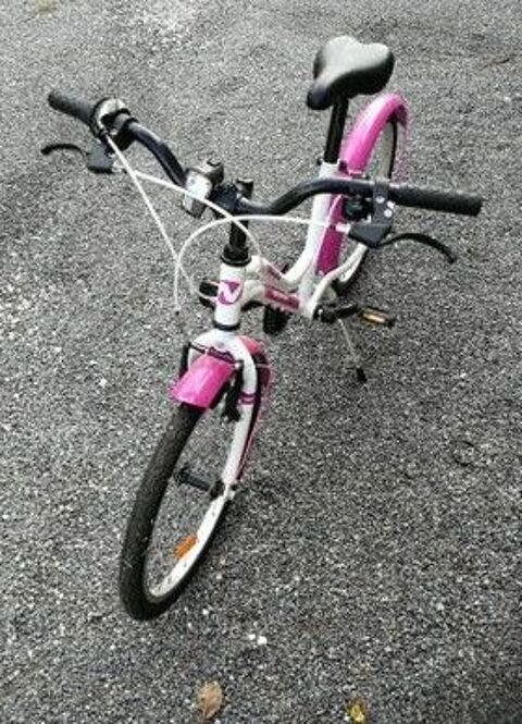 velo enfant 8-10 ans neuf 100 Boisredon (17)