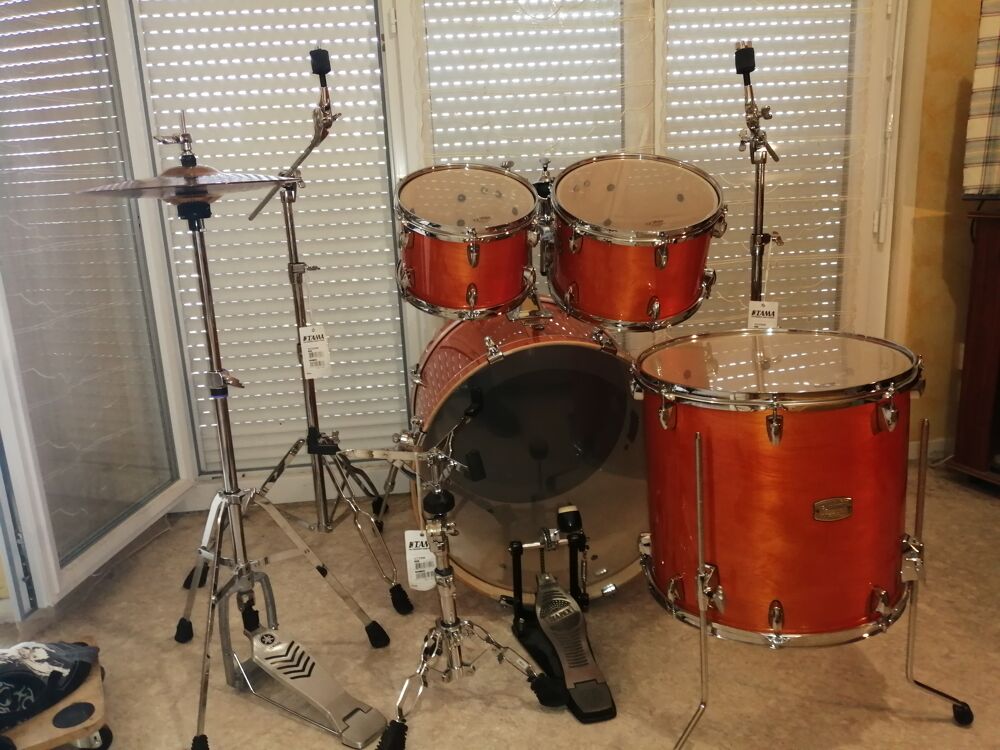 Batterie Yamaha stage custom quasi neuve avec hardware Instruments de musique