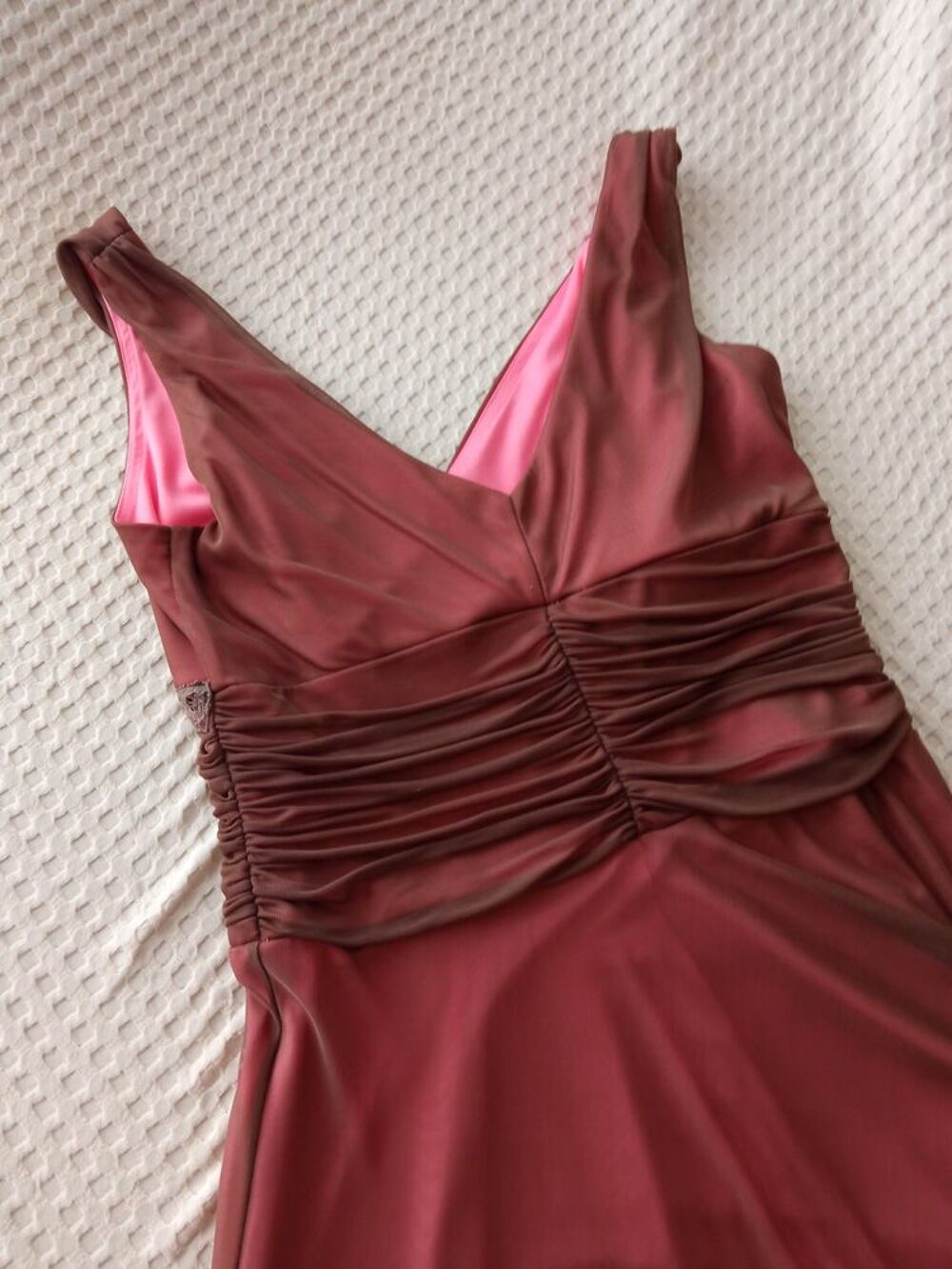 ROBES Vêtements