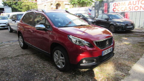 Peugeot 2008 1.2 PureTech 82ch BVM5 Style * (4 CV), 4