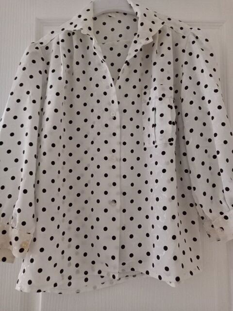 Chemisier blanc � pois noir taille 44-46 vintage 5 Villiers (86)