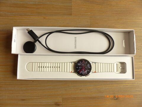 Montre Samsung Galaxy Watch7 40mm Crme sous garantie 170 Metz (57)