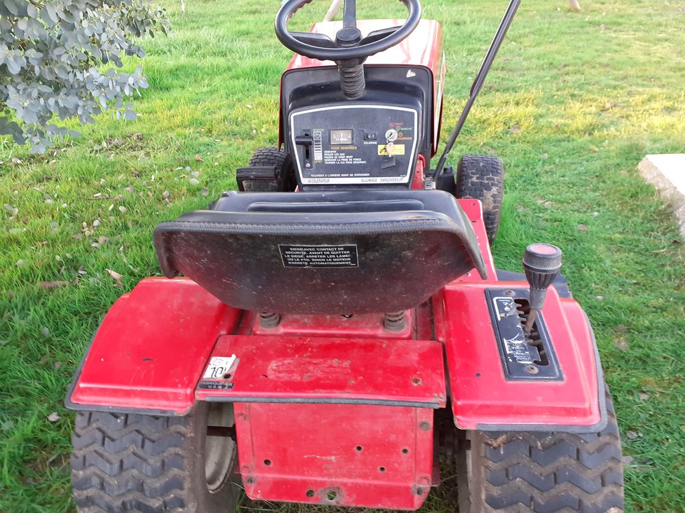 Tondeuse Auto-port&eacute;e Jardin