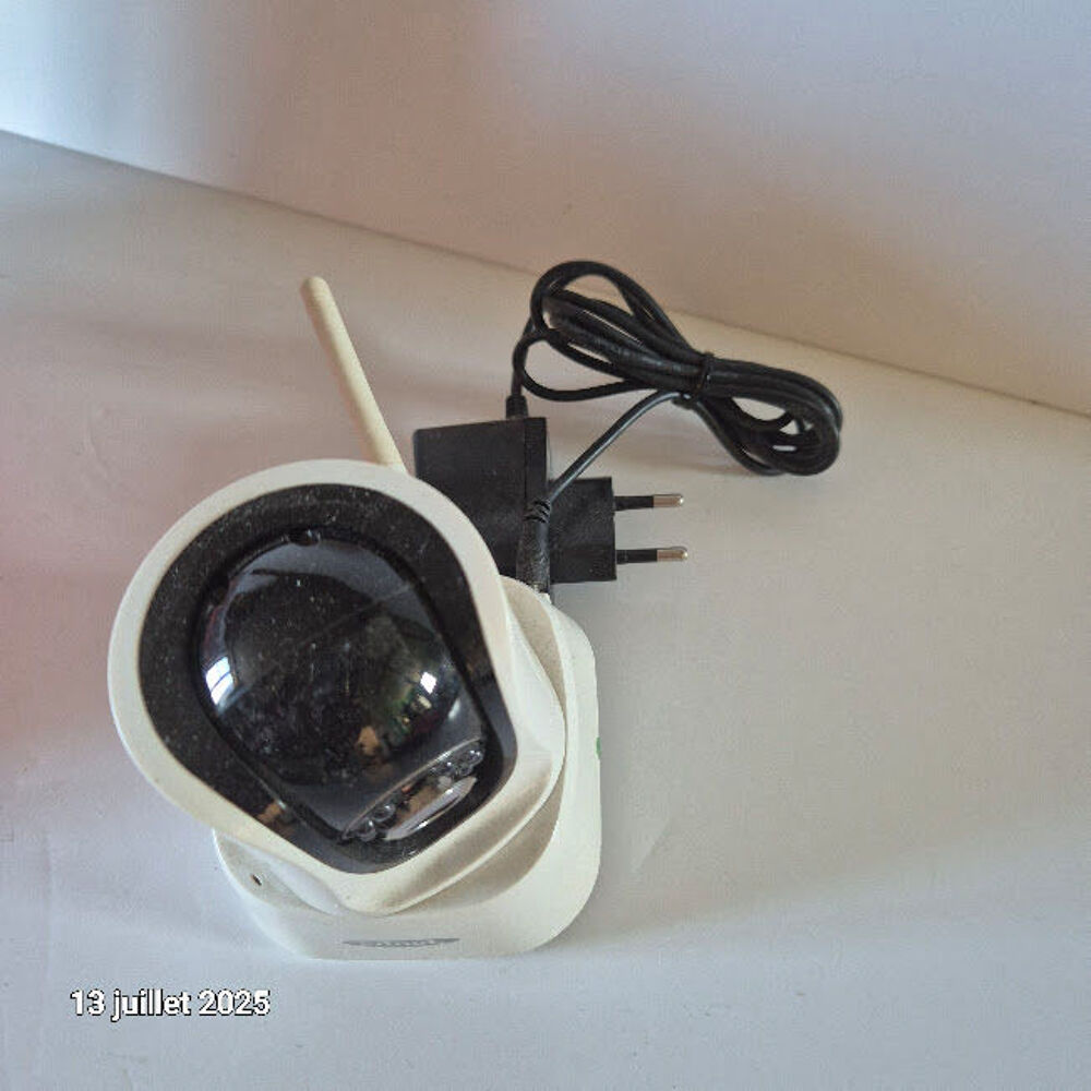 Camera de surveillance Move Wireless interieur IP Ednet, wif Photos/Video/TV