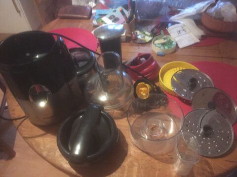 ROBOT MAGIMIX JUICE EXPERT 4 120 Bennecourt (78)