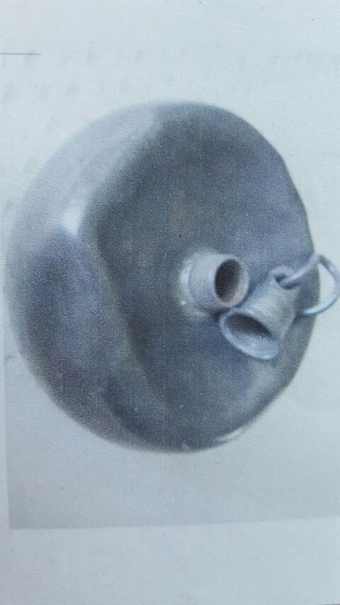 BOUILLOTTE EN  ETAIN  1840 0 Saumur (49)