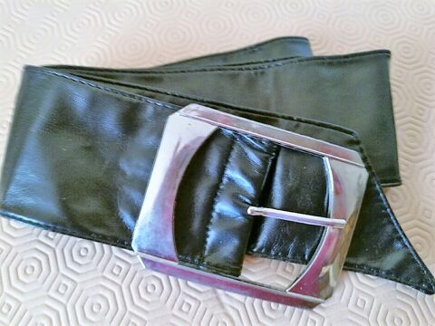 CEINTURE NOIRE BOUCLE CARREE (grande taille) 4 Villiers (86)
