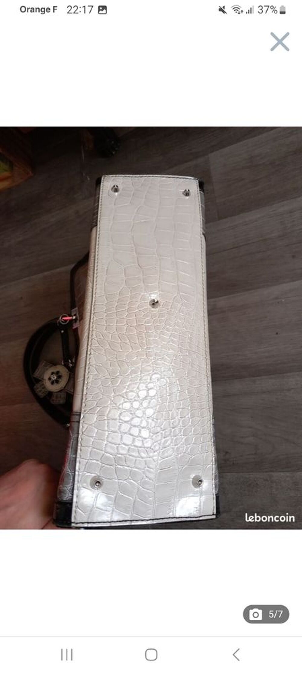 Sac a main en cuir guess neuf Maroquinerie