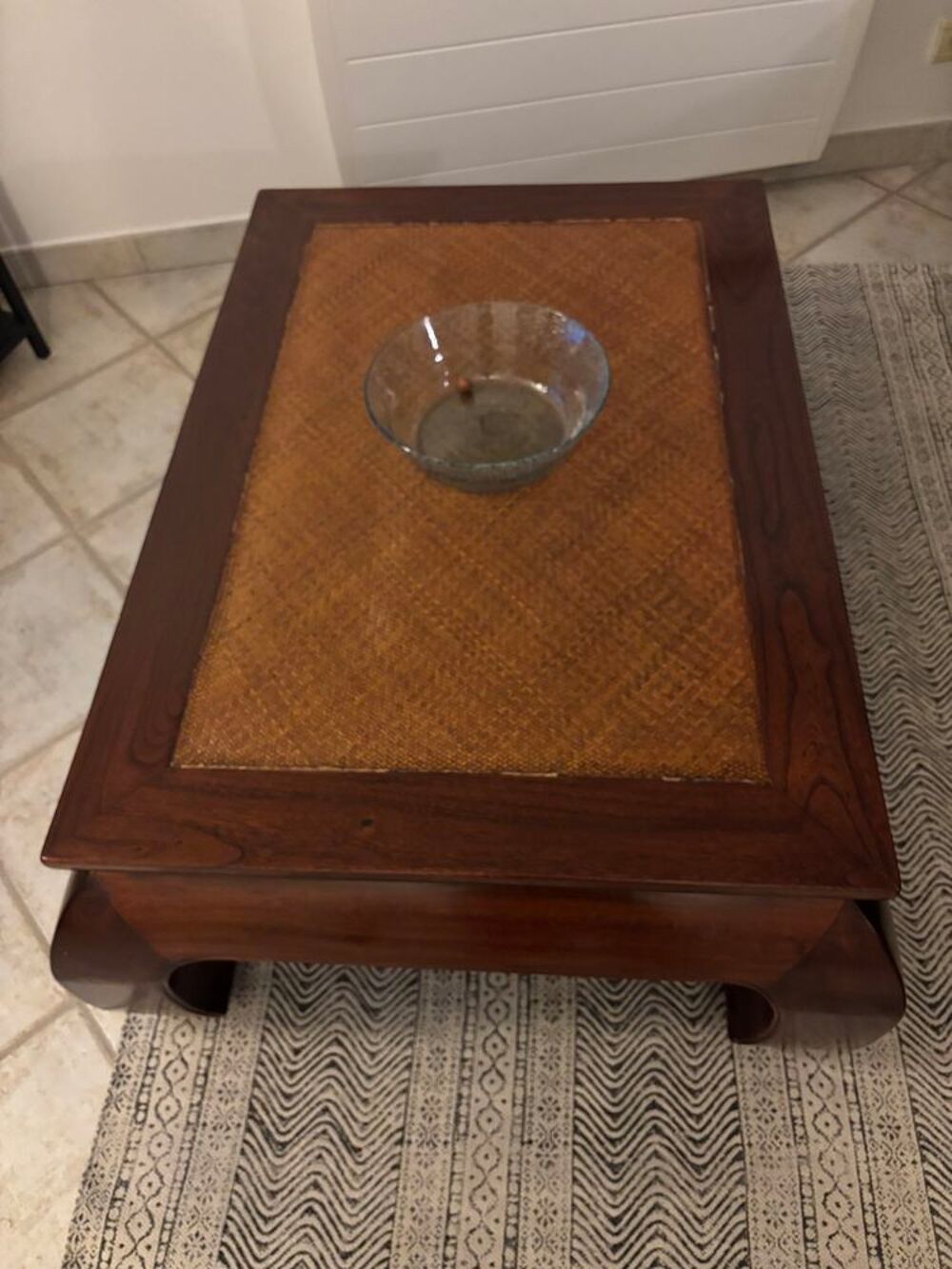 Table salon fumeur opium Meubles
