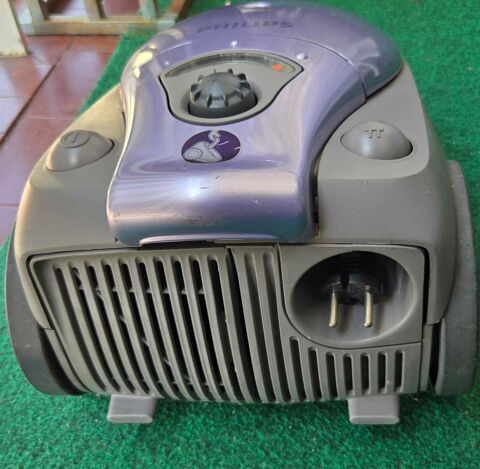 Aspirateur Traîneau Philips City Line Cannes (06)