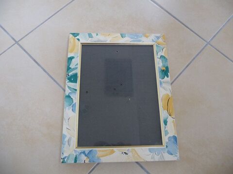 Cadre photo motif fleurs bleu/vert et jaune 10 Celles-sur-Belle (79)