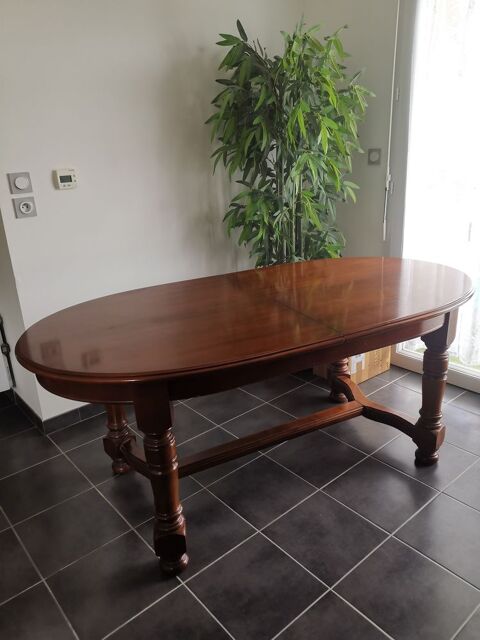 Table en bois massif 110 Le Luc (83)