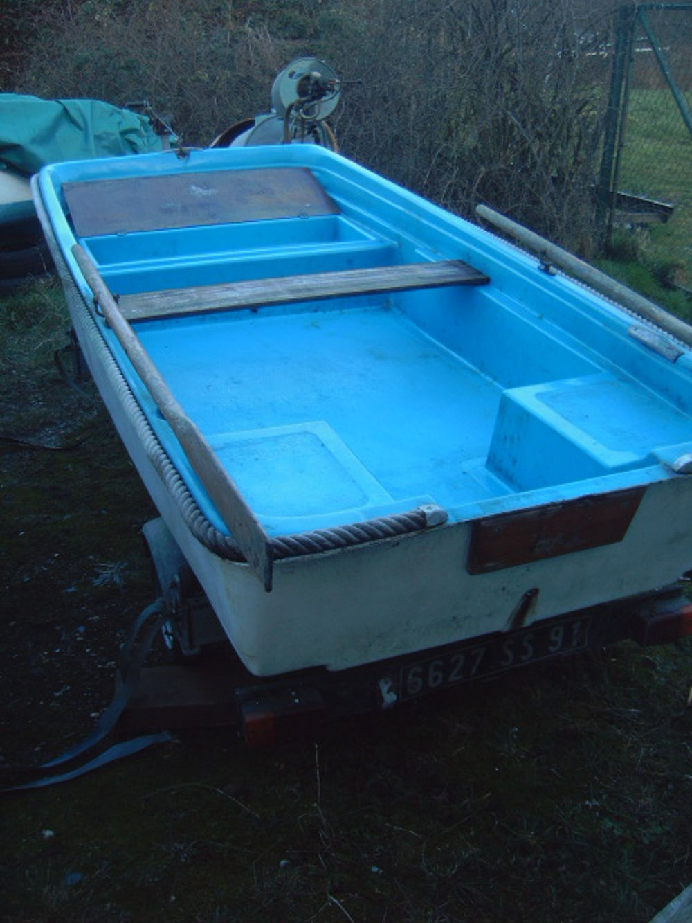 lot bateaux plat + remorque + accessoire + moteur Sports