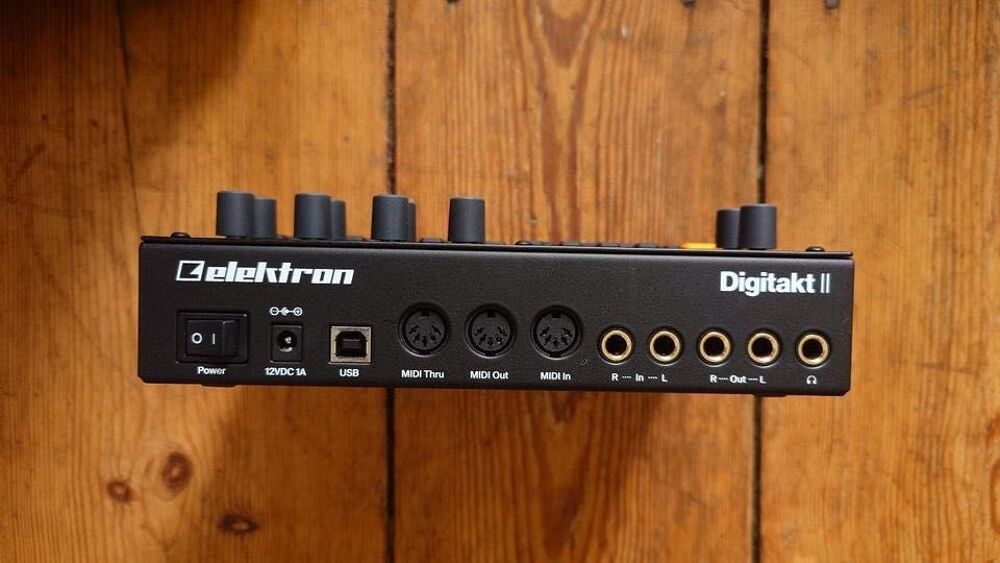 Elektron Digitakt 2 (mk II) Groovebox et sampler avec emballage d'origine Instruments de musique