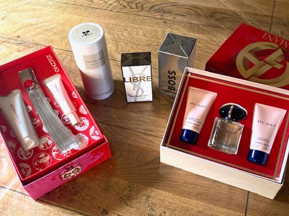 lot de parfums Bijoux et montres