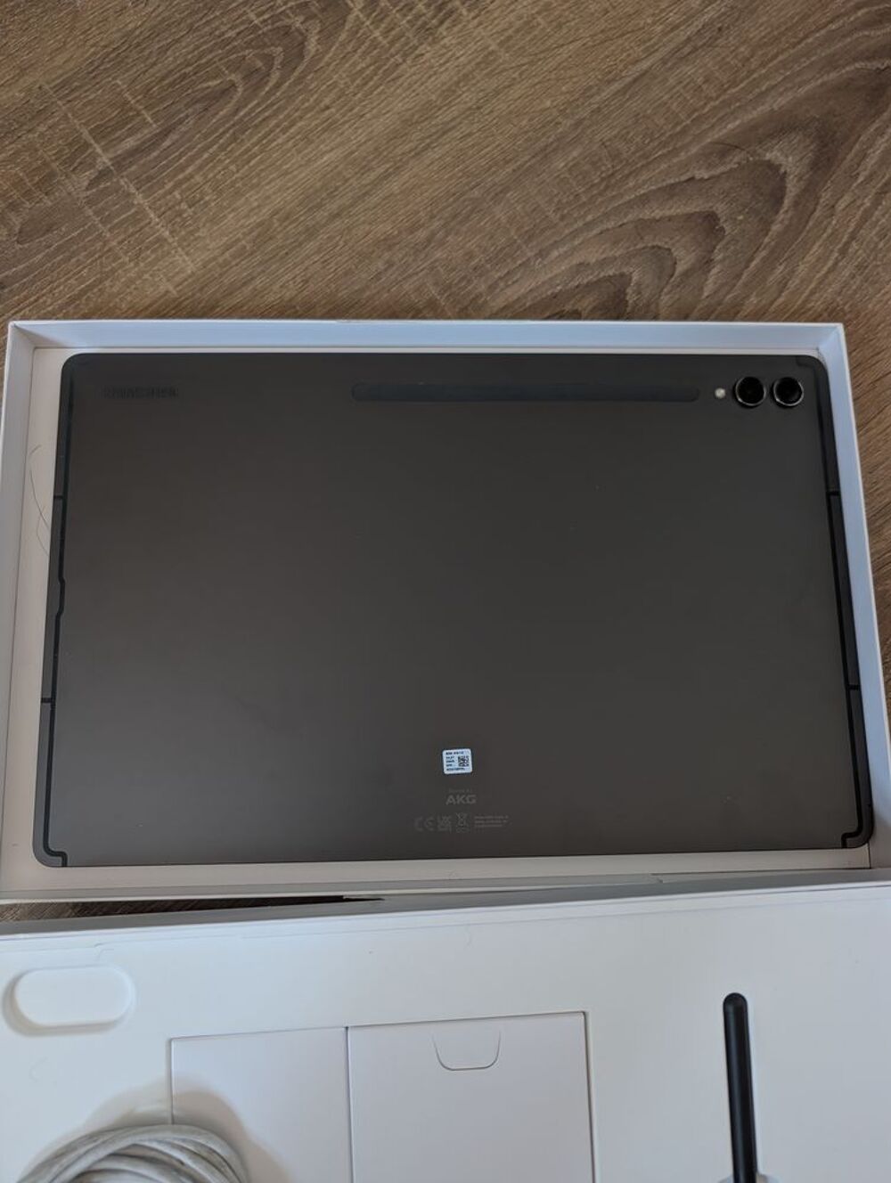 Samsung Galaxy Tab S9 Ultra 256Go WIFI
Téléphones et tablettes