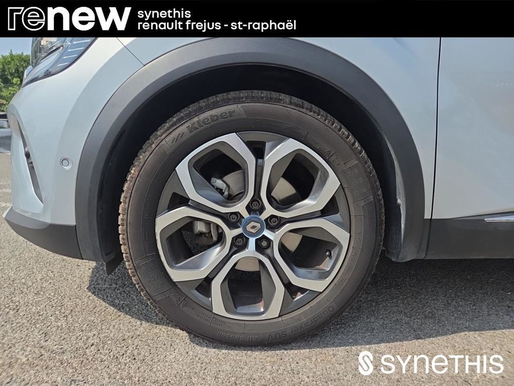 Captur E-Tech Plug-in 160 - 21 Intens 2021 occasion 83600 Fr&eacute;jus