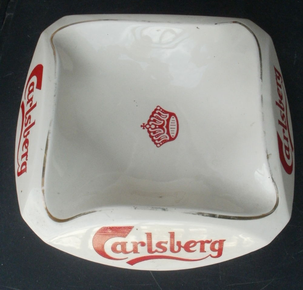 Grand cendrier CARLSBERG 4 c&ocirc;t&eacute;s (20 cm x 20 cm) Décoration