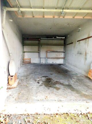  Remise / Grange  vendre 1 pice 20 m